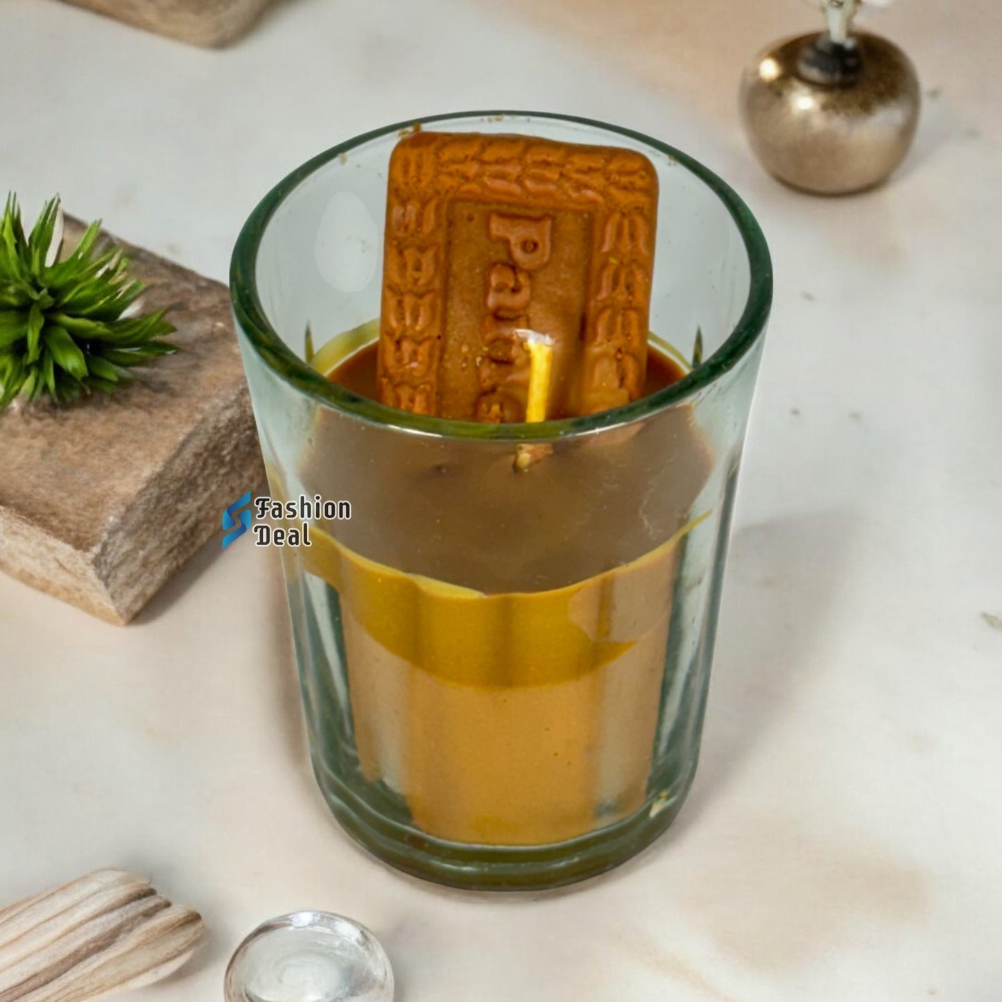 Soy Wax Scented candle in Tea/Chai With Biscuit Design