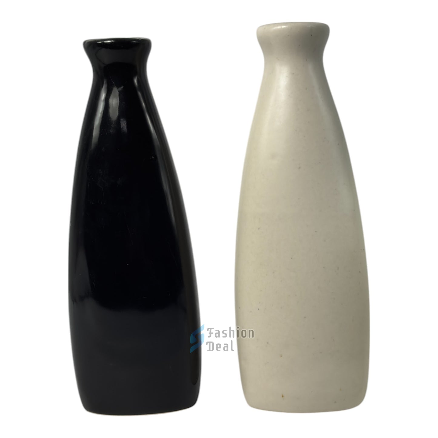Elegant White Ceramic Vase/Pot - Minimalist Home Décor Collection