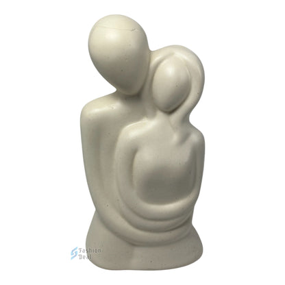 Minimalist Couple Embrace Ceramic Statue – Modern Abstract Home Decor